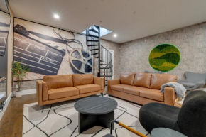 Stylish Home Near Lake Travis with Entertainment
